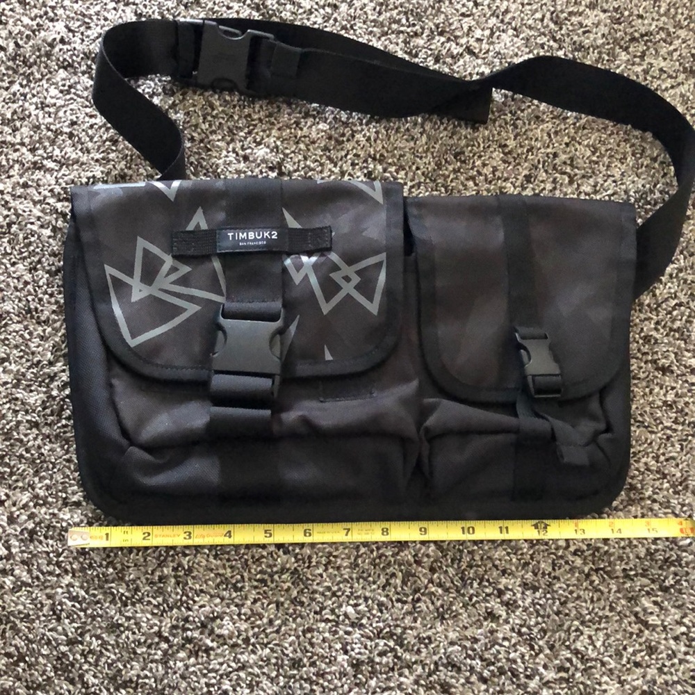 Timbuk2 belt bag
